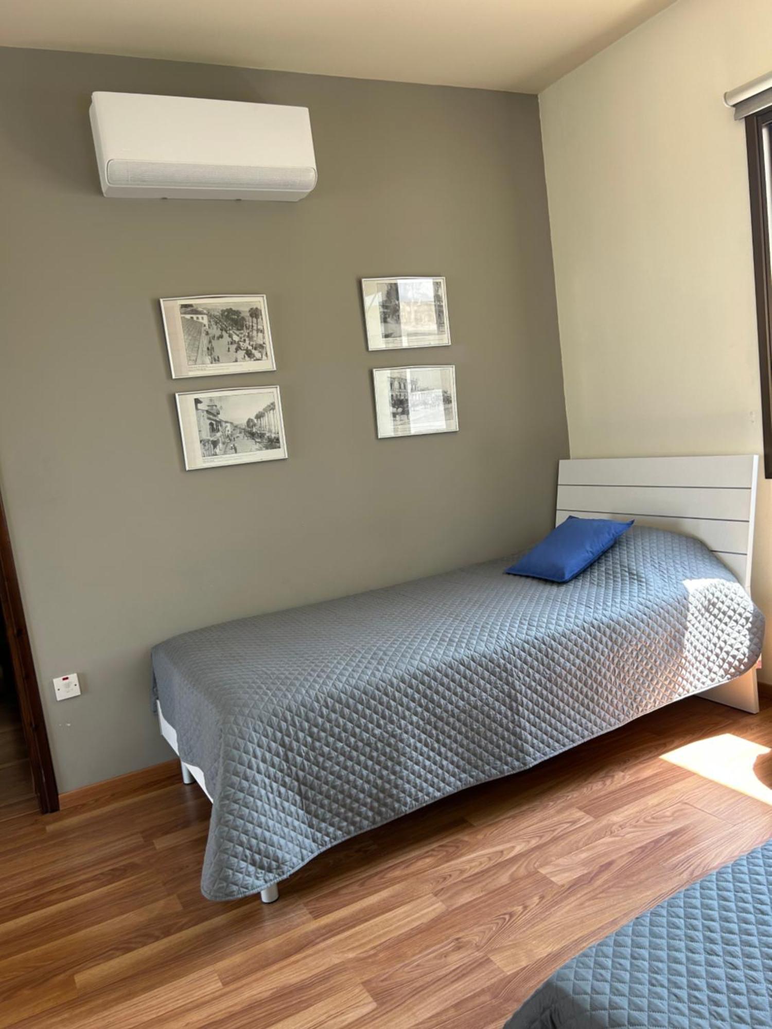 Extremely Comfy Apt With Spacious Private Terrace 10Min Walk To The Beach & In Town Lárnaca Exterior foto