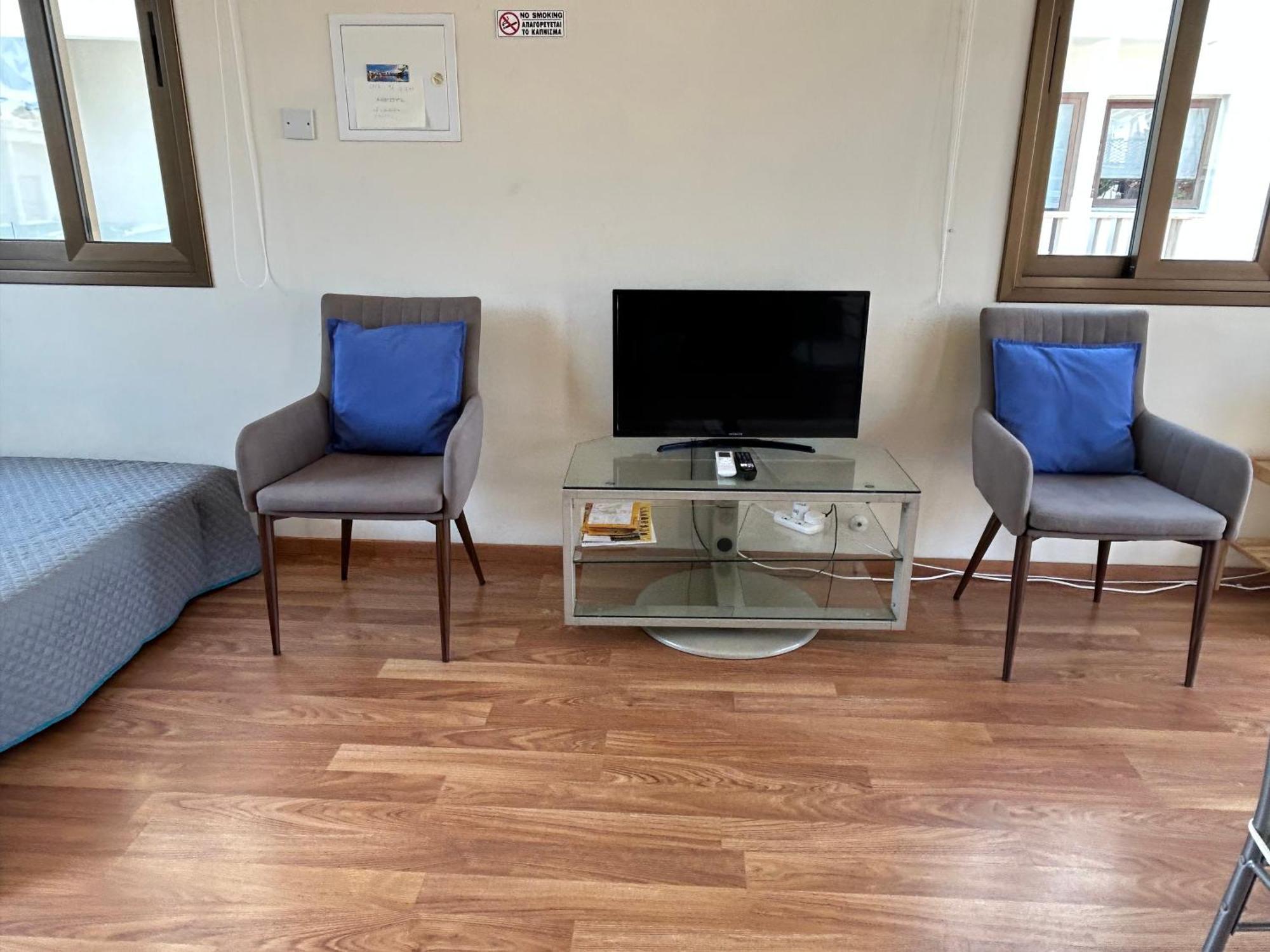 Extremely Comfy Apt With Spacious Private Terrace 10Min Walk To The Beach & In Town Lárnaca Exterior foto